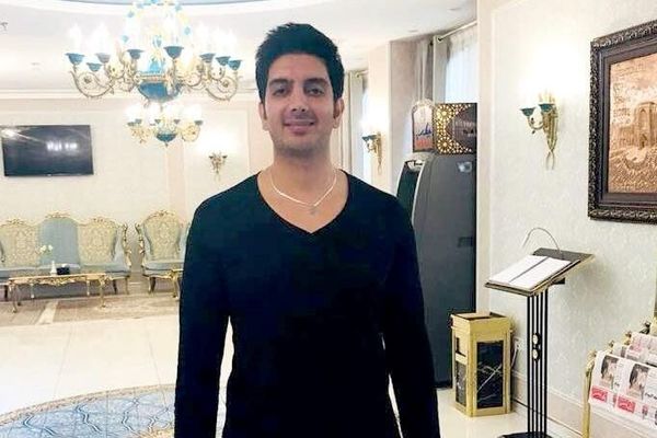 شوکه‌کننده‌ترین درخت‌های کریسمس؛ مشاهده سلیقه بازیگران برای تزئین! + تصاویر