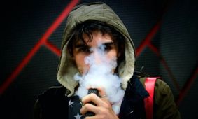 "ویپ" اثرات مضر ده‌ها سال استعمال سیگار را دارد!
