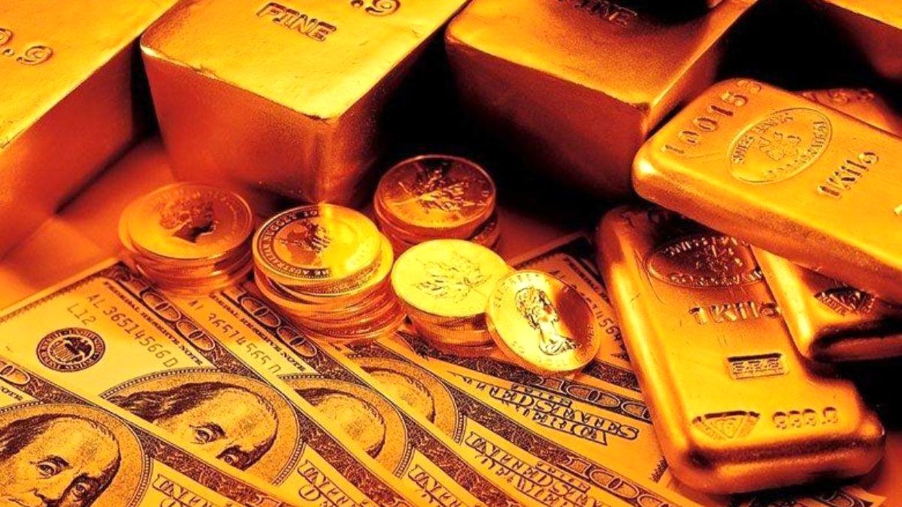 تب دلار بالا رفت، خریداران سکه زیان کردند /پرواز قیمت طلا 18 عیار