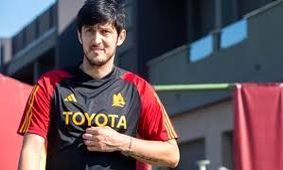 منشوری ترین عکس از همسر جذاب سردار آزمون در خیابان های تهران !