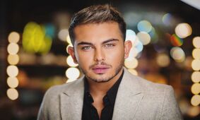 نگاهی به خانه لوکس و باکلاس ارسلان قاسمی / شیک و منحصر به فرد + عکس