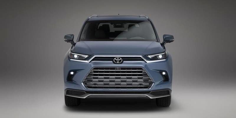 خودرو شاسی بلند Toyota grand highlander جدید