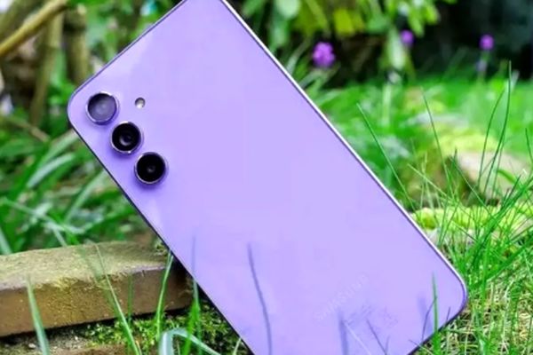 قیمت روز گوشی یکشنبه 26 مرداد 1404/ آیفون پرو مکس چند؟