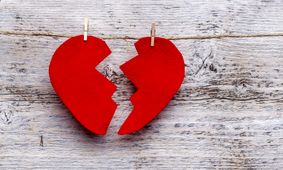 رابطه سیاه زن خائن با داماد شوهرش / راز کثیف ناهید در دادگاه لو رفت !