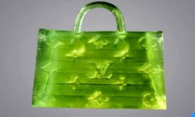 کوچک‌تر از دانه نمک؛ کیف میکروسکوپی «لویی ویتون» با قیمتی حدود ۶۴ هزار دلار فروخته شد