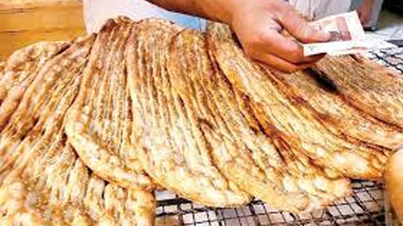 خریداران نان اینترنتی منتظر گرانی باشند