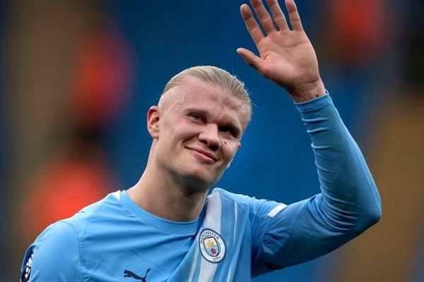 ارلینگ هالند، فراتر از یک انسان در دنیای فوتبال است!