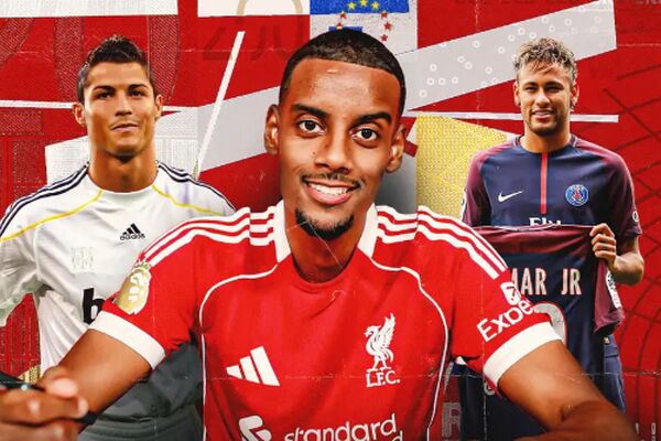 10 انتقال عجیب تاریخ فوتبال/ وقتی دو تیم از رئال 2009 هم بالاتر رفتند!