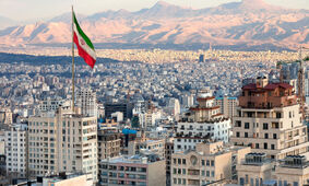باور نمی کنید صاحب ملک های اداری این افراد باشند ! + عجیب ترین جدول