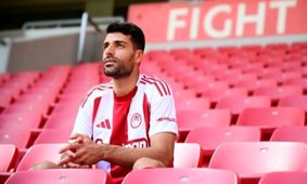 مهدی طارمی در المپیاکوس با شماره 99