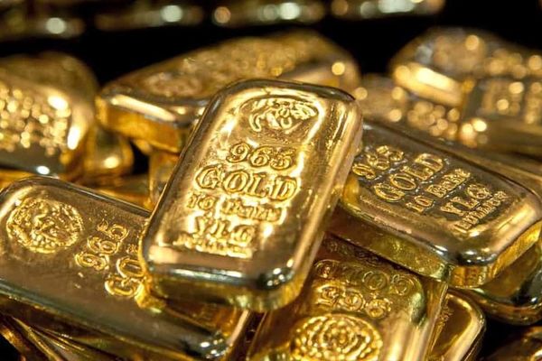 ورود سیل طلا به ایران! /  حراج شمش به زودی