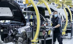 هزینه سنگین خودروسازی برای هر ایرانی + جزییات