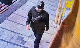 سارق خیابان استاد معین / درآمد او از سرقت‌های خیابانی چقدر است؟